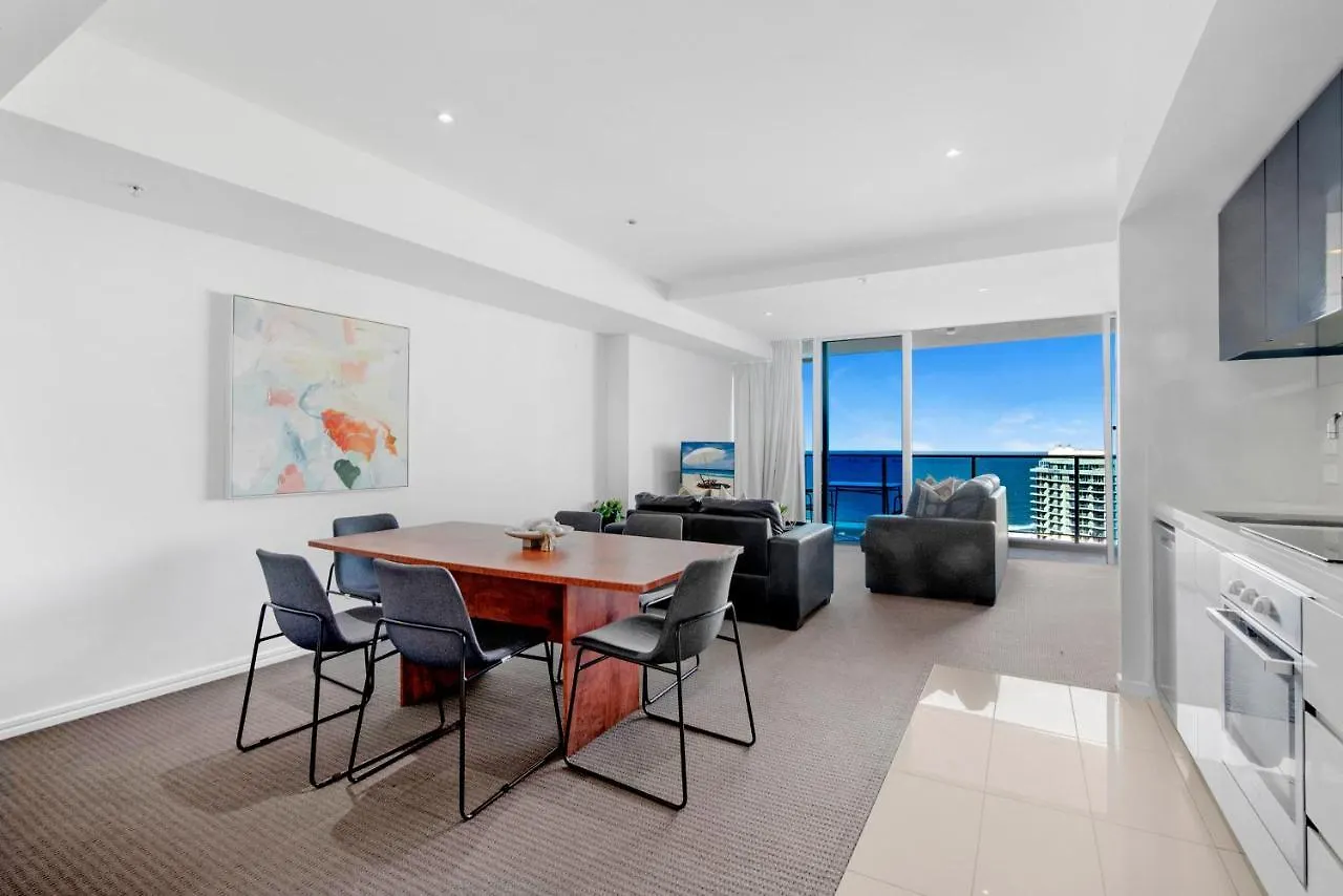 H Residences - Qstay Gold Coast 0*,