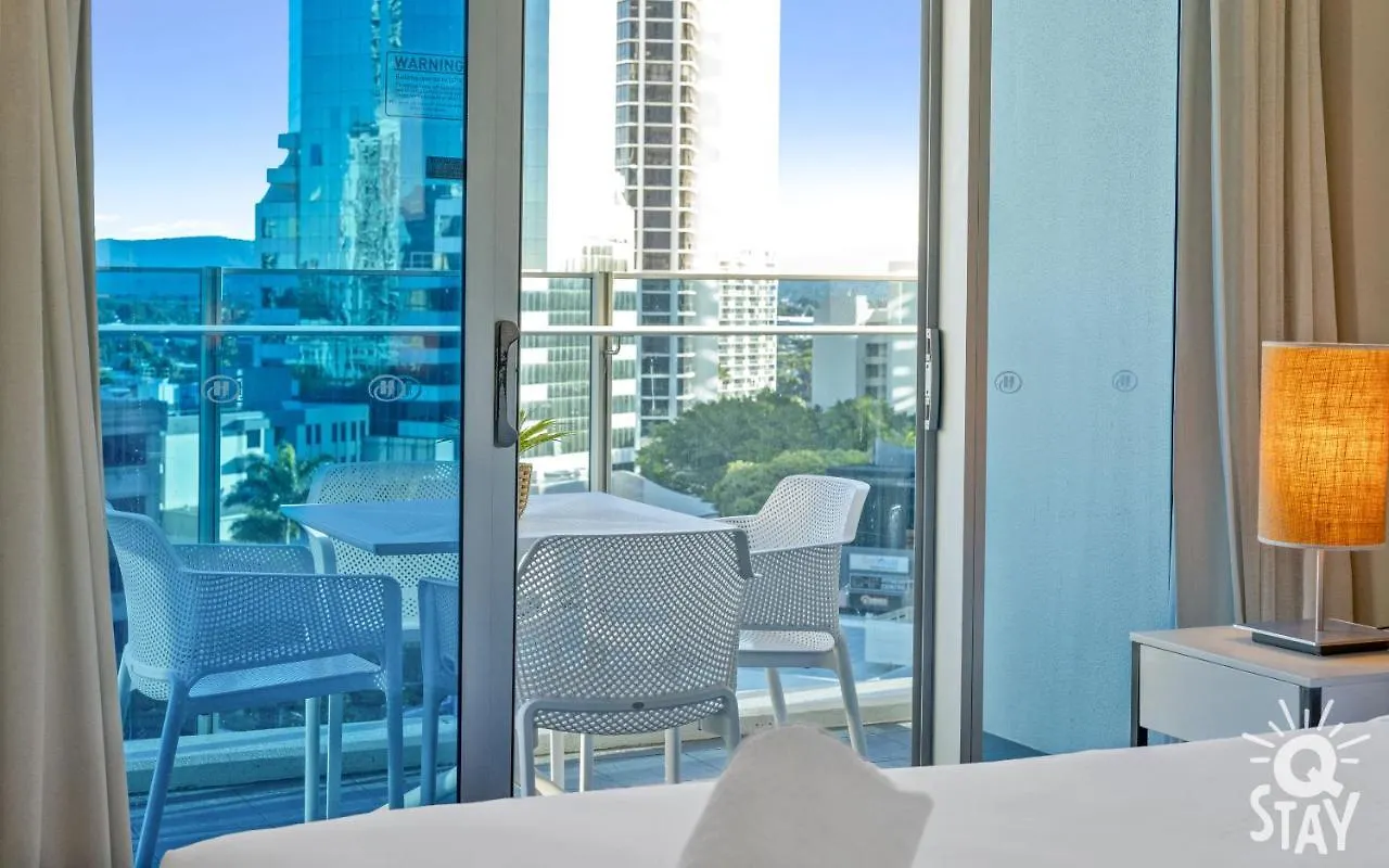 H Residences - Qstay Gold Coast Apartment