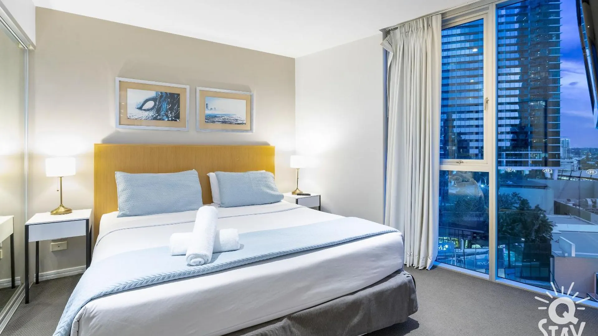 H Residences - Qstay Gold Coast 0*,